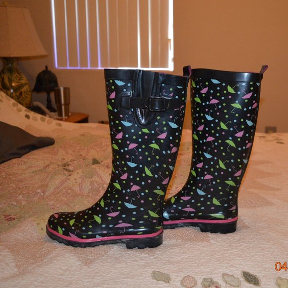Capelli Rain Boots Size 5 - Picture 2 of 4